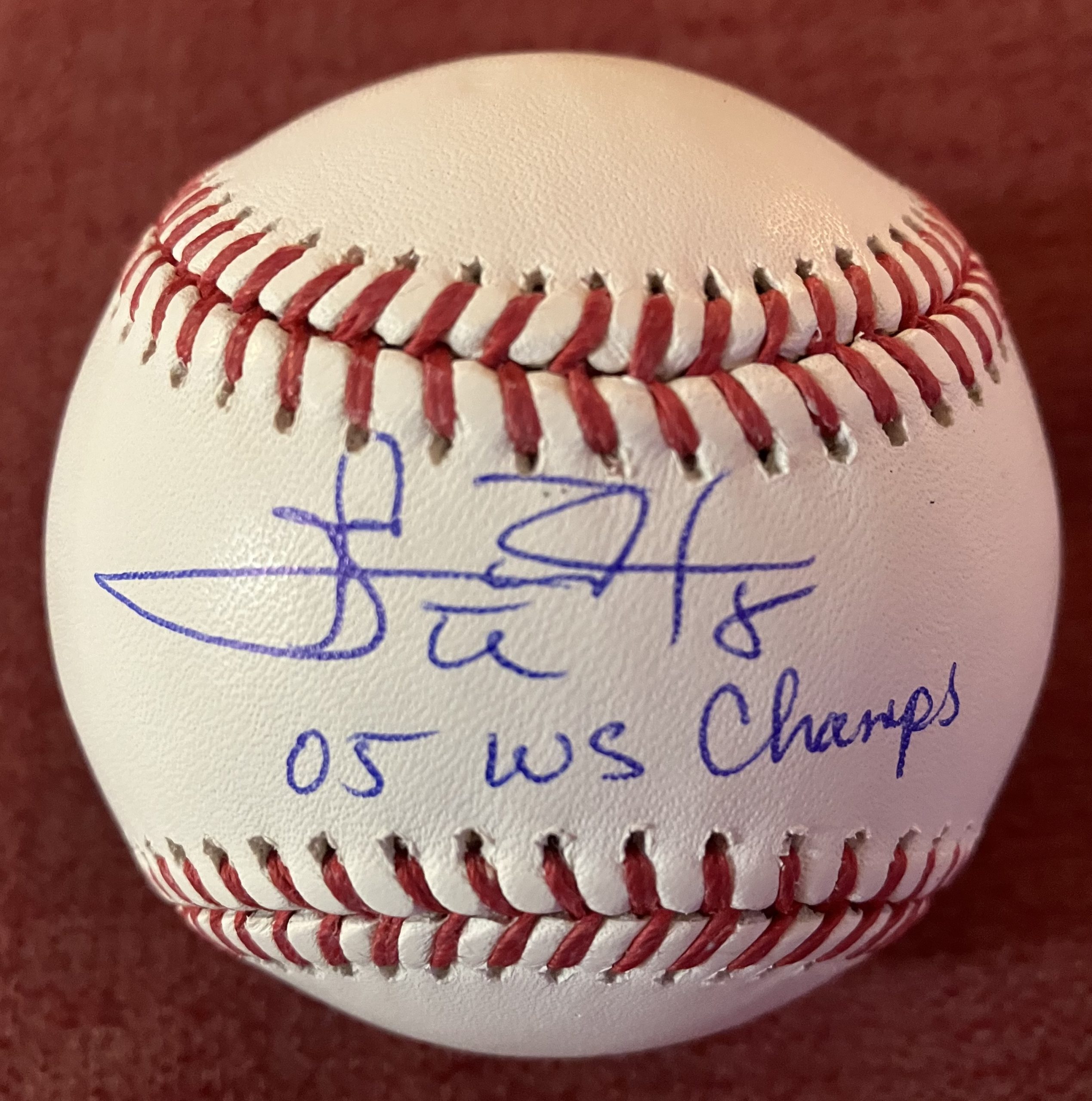Carl Everett Signed OMLB Baseball w/'05 WS Champs Insc. & CSAC COA
