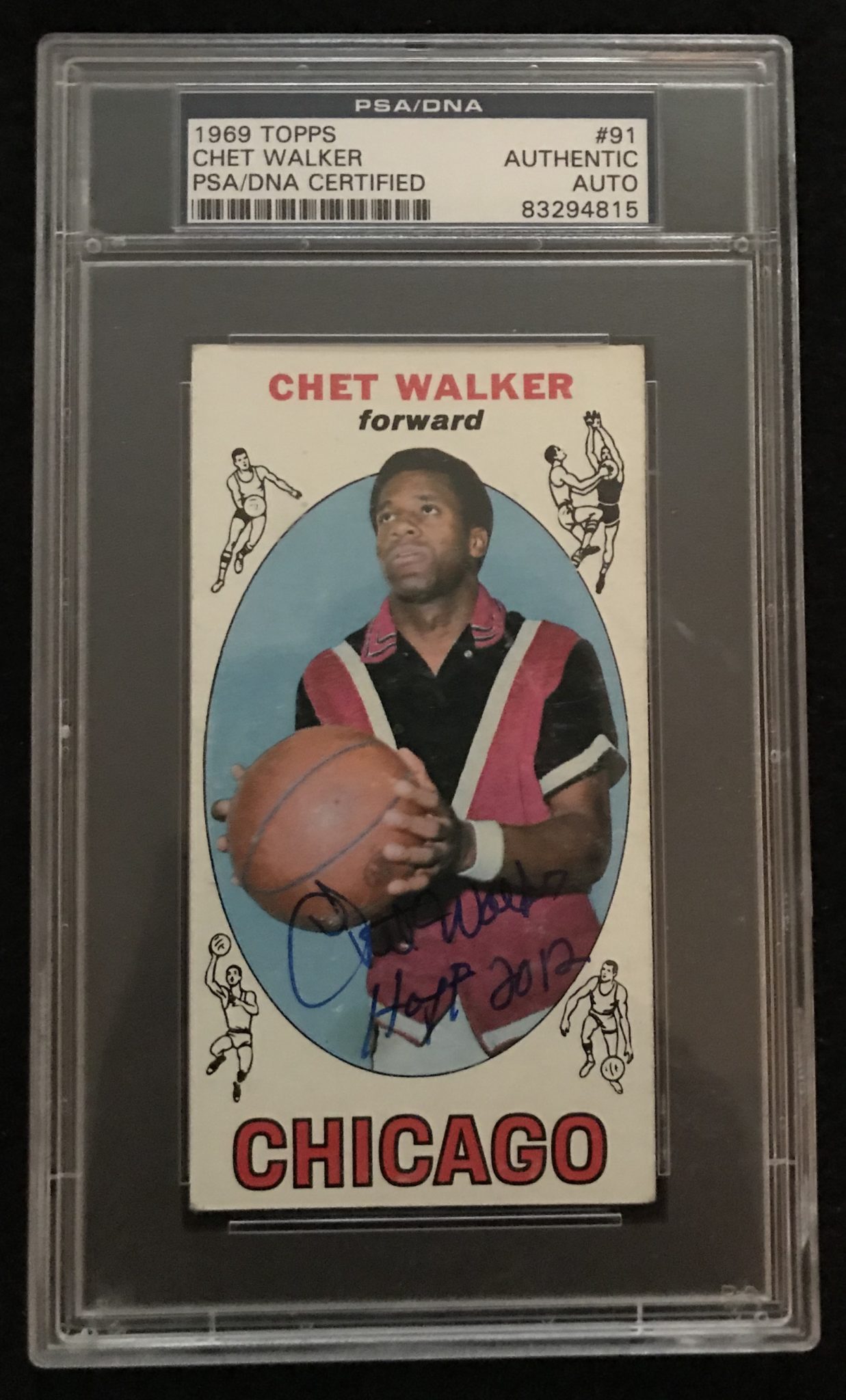 Chet Walker Signed ’69 Topps Card With HOF 2012 Inscription and PSA/DNA