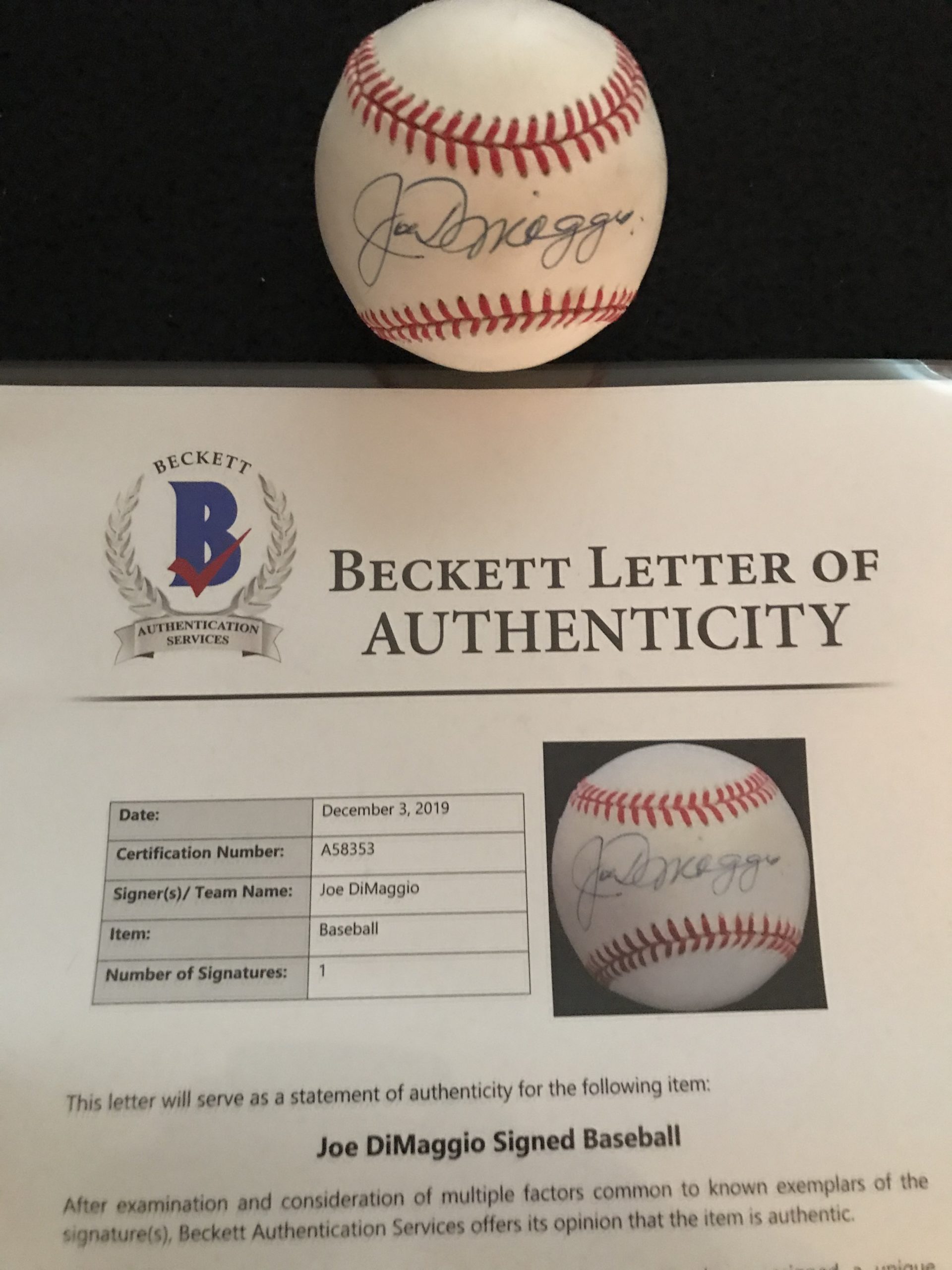 nikkel svimmelhed børn Joe DiMaggio Signed Official American League Baseball With Beckett COA -  Chicagoland Sports Appearance Connection