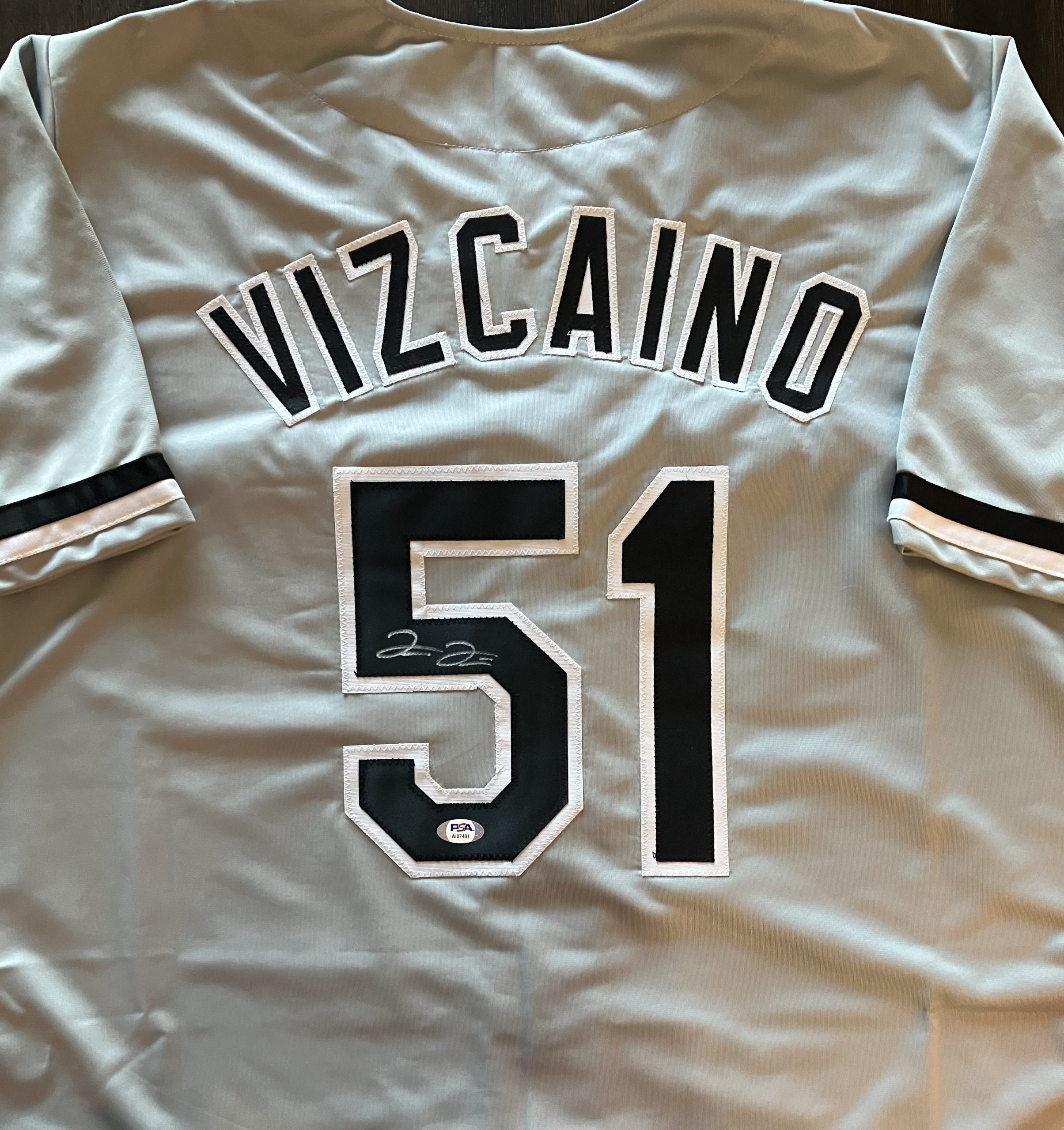 Luis Vizcaino Signed Custom White Sox Jersey w/PSA COA