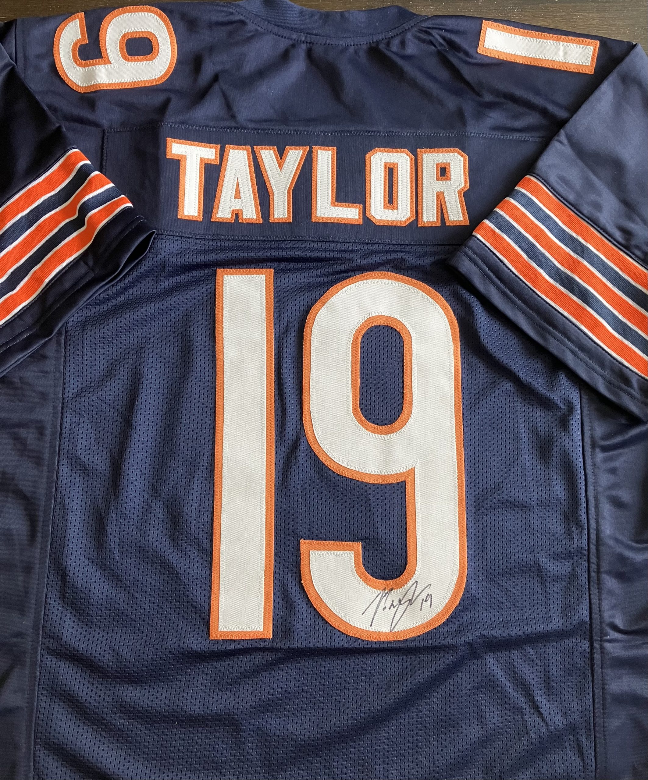 Tory Taylor Signed XL Navy Chicago Jersey & CSAC COA