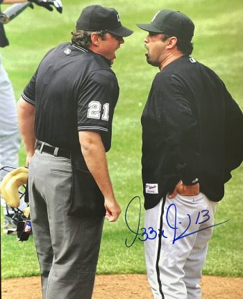 Ozzie Guillen Signed 8x10